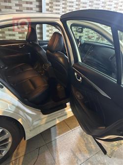 إنفينيتي Q50